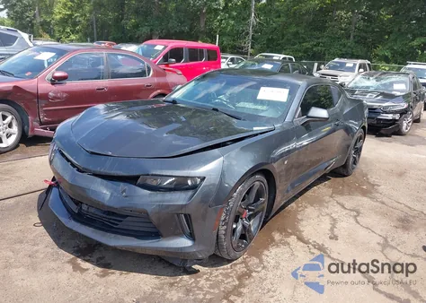 2017 Chevrolet Camaro 1Lt из США, поврежденный, VIN 1G1FB1RX8H0211431